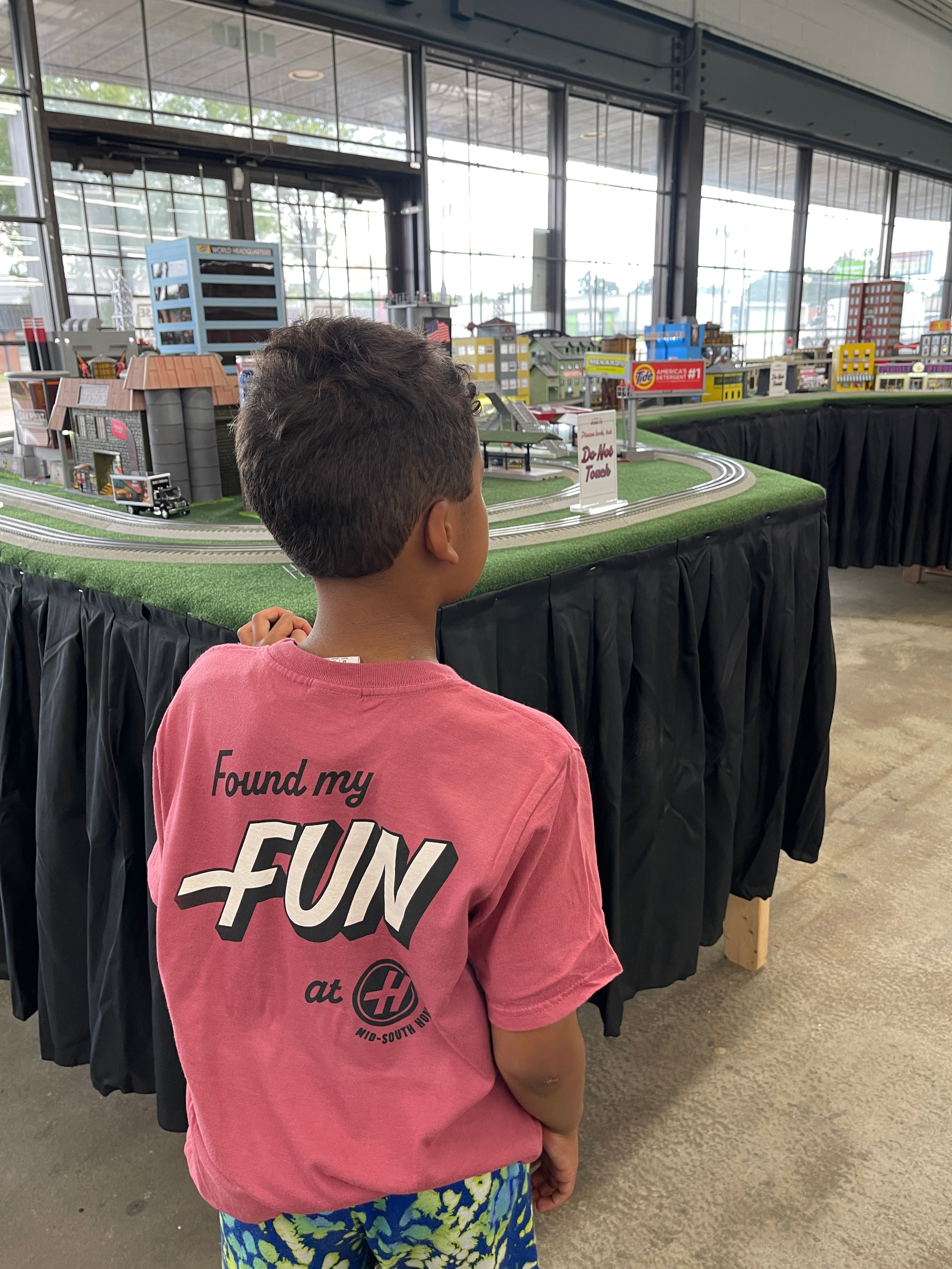 MSH Kids T-Shirts- Red Rock