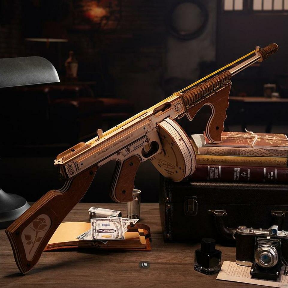 Robotime Submachine Rubber Band Gun Assembly Kit