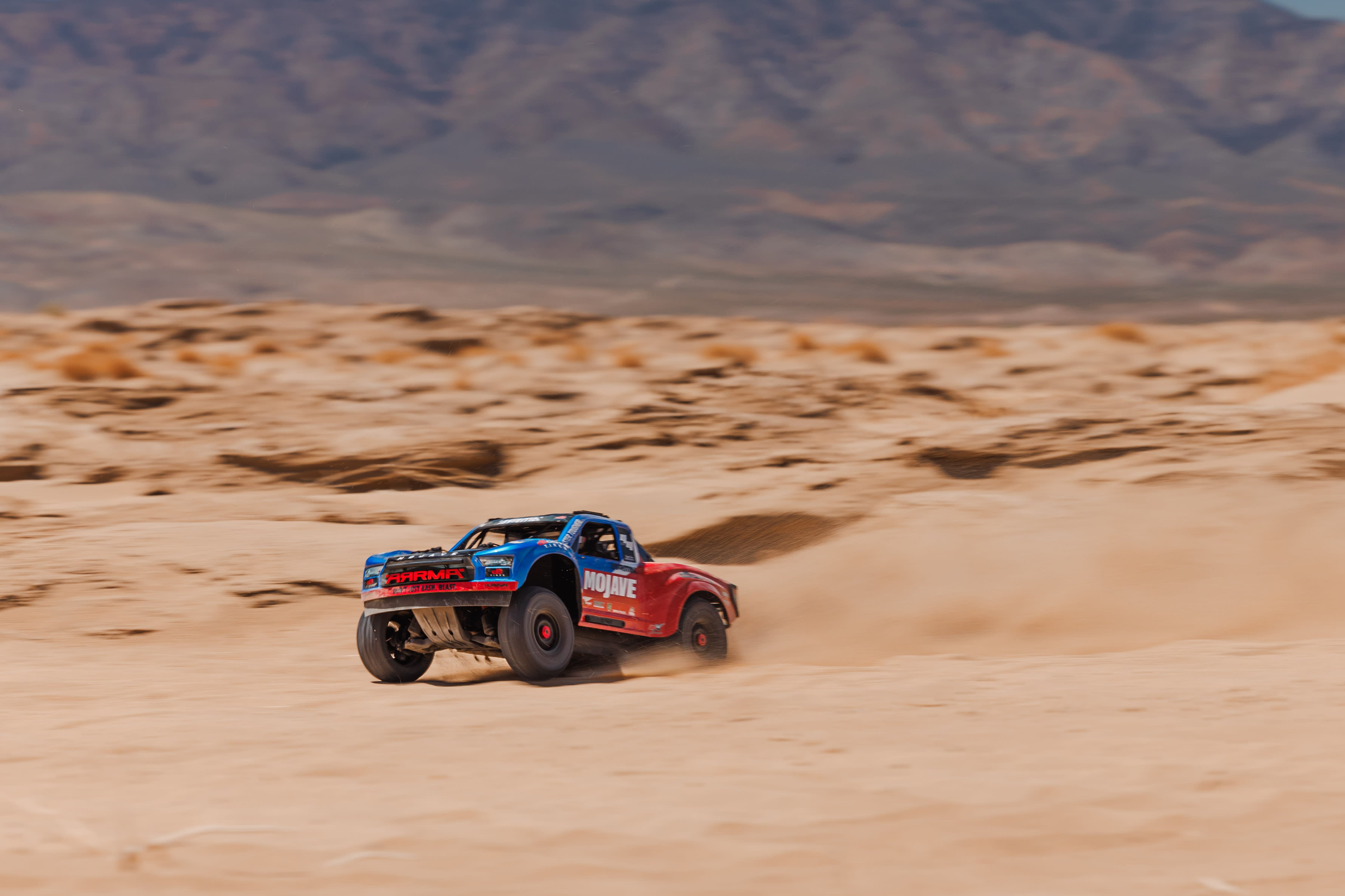 ARA4404T2	MOJAVE 4X4 4S BLX 1/8th Scale Desert Truck Blu/Red