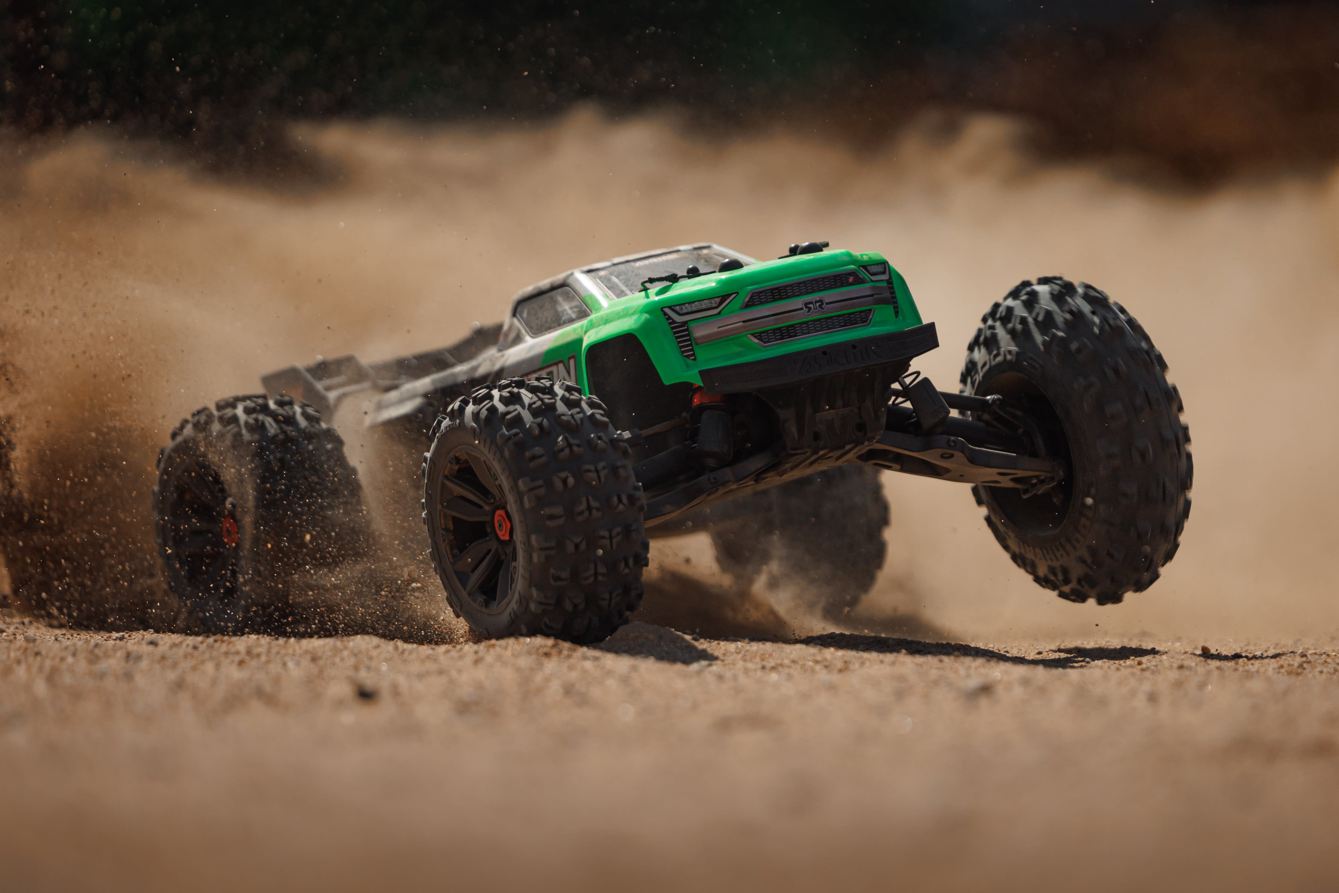 ARA4408V2T4 KRATON 4X4 4S BL 1/10TH 4WD SPEED MT (GREEN)