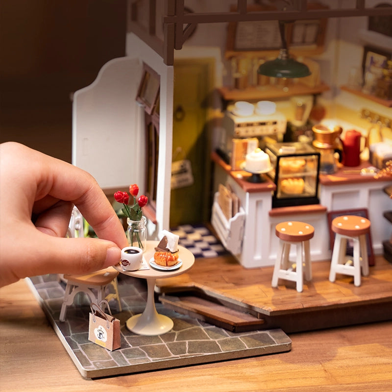 ROEDG162 Rolife No.17 Cafe Miniature House kit