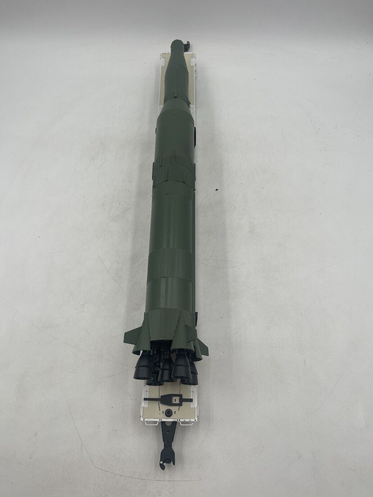 Atlas O 89' Intermodal Flat Car ATSF #296533 w/Missile