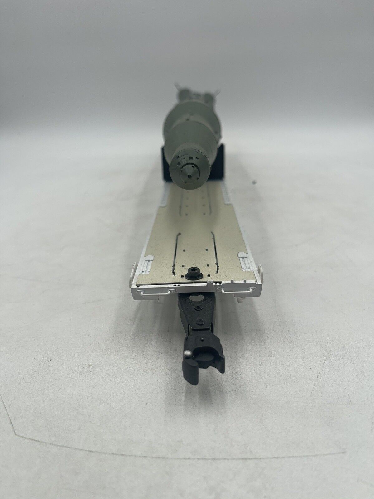 Atlas O 89' Intermodal Flat Car ATSF #296533 w/Missile