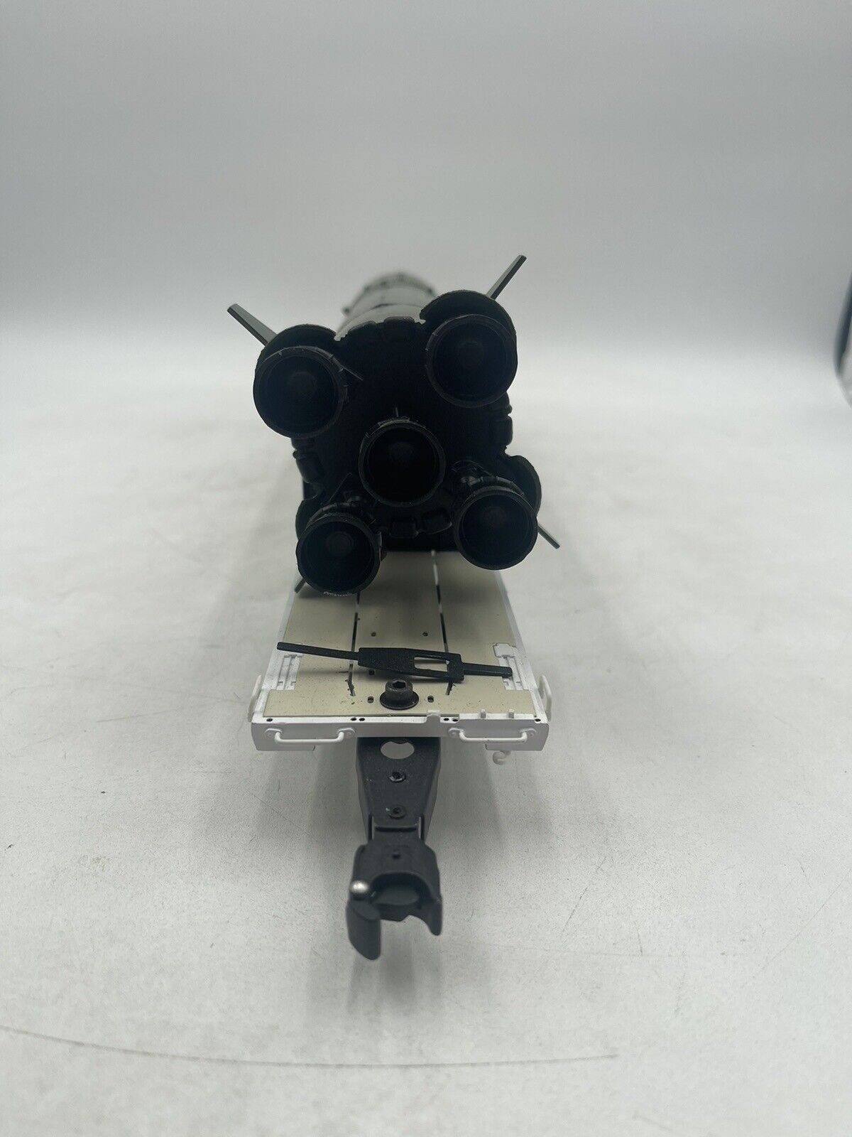 Atlas O 89' Intermodal Flat Car ATSF #296533 w/Missile