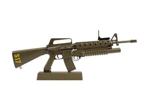 GOA16-GREEN 1/3 Scale Die Cast M16A1 Vietnam Rifle Grenadier Model, Green