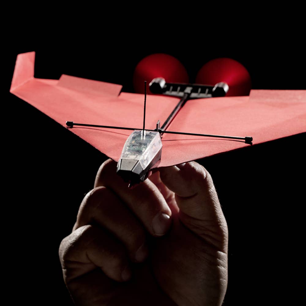 500-050BB POWERUP 4.0 Smartphone RC Controlled Paper Airplane