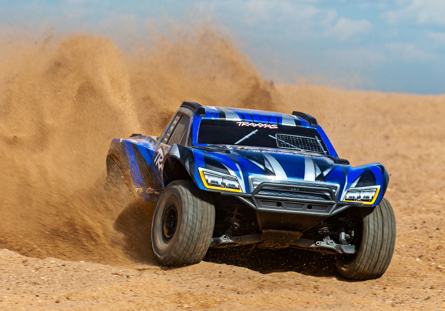 102076-4-BLUE Maxx Slash 6s Short Course Truck BLUE **IN-STORE PICK UP ONLY**