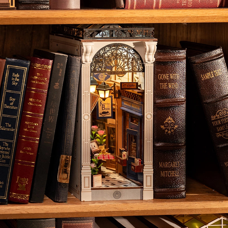TGB10 Arcade Dating Book Nook