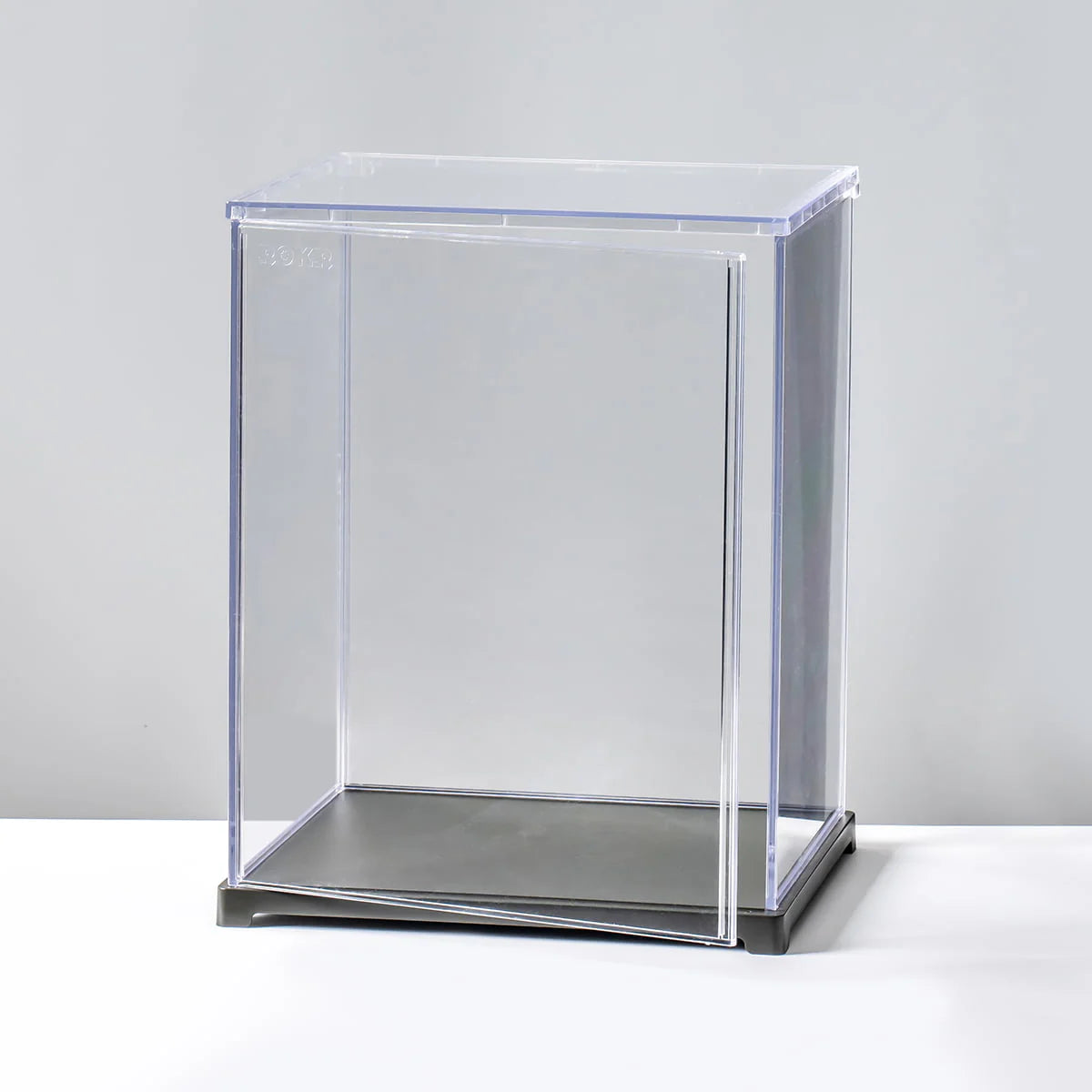RFM03 Acrylic Box Dust Cover 8" x 7" x 10"