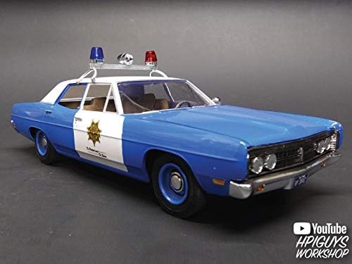 AMT-1172 1/25 James Bond 1970 Ford Galaxie Police Car