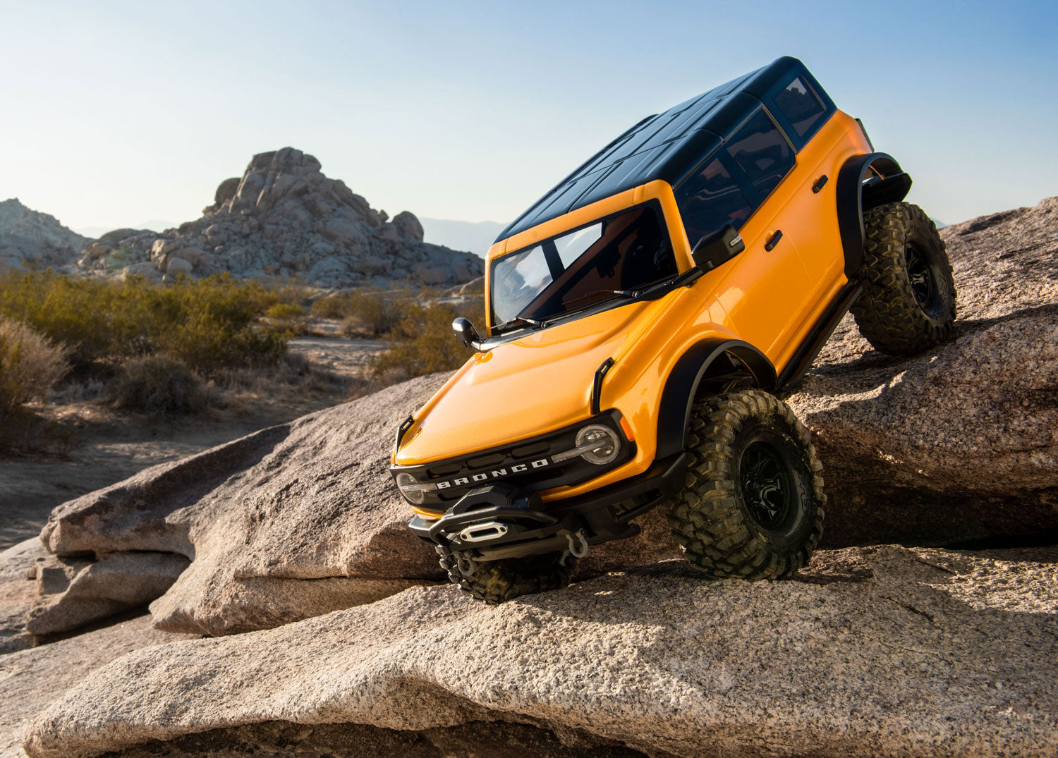 92076-4 ORANGE TRX-4® 1/10 Crawler with Ford® Bronco Body: 4WD Electric Truck with TQi™