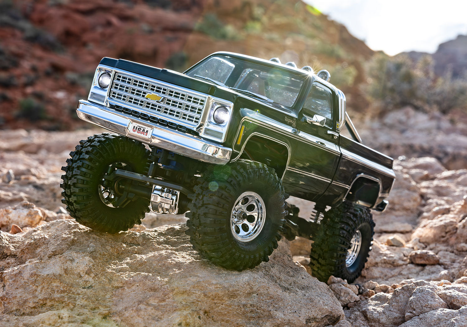 97064-1-BLK TRX-4M Chevrolet K10 High Trail Edition