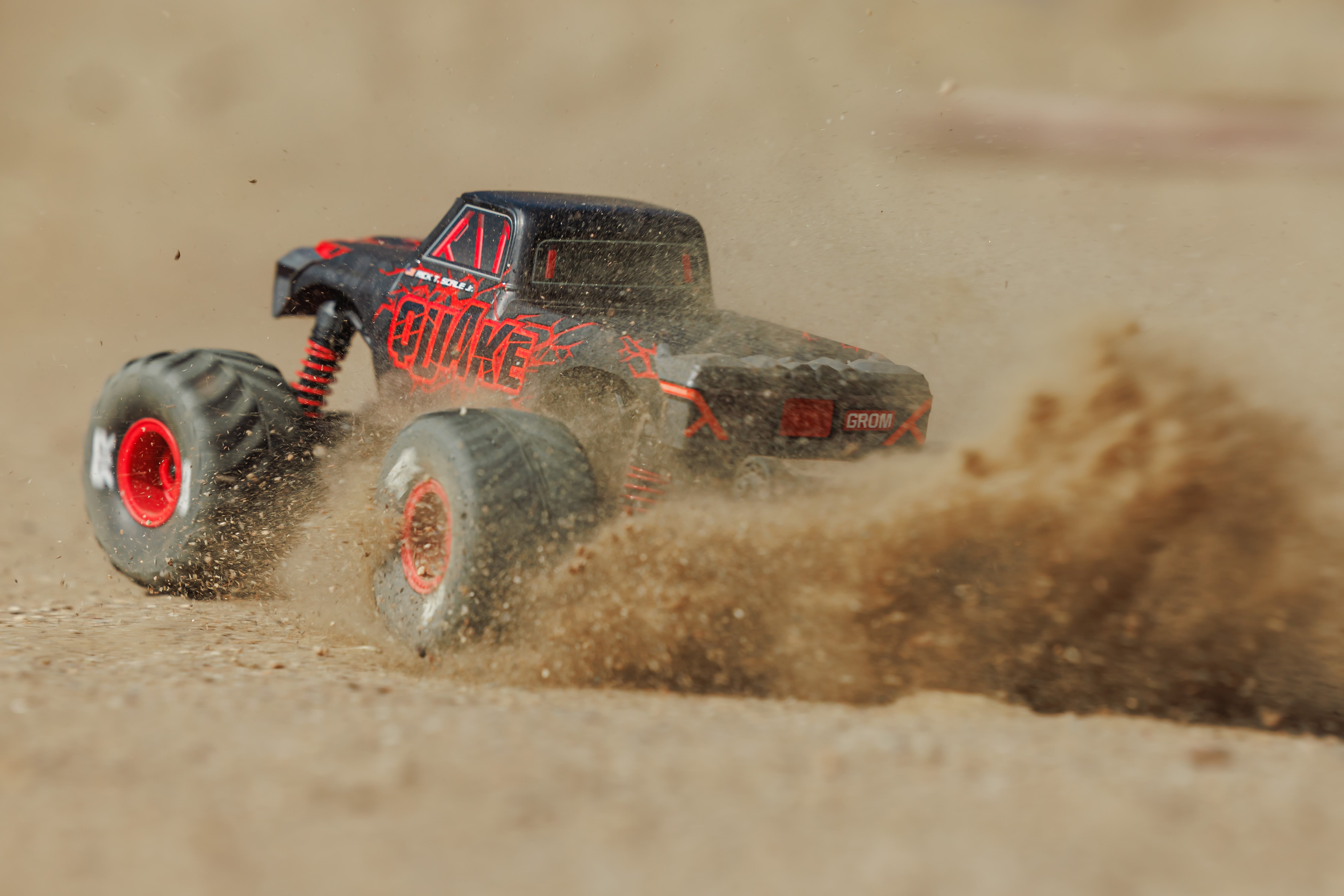 ARA2137 1/16 QUAKE GROM 4X4 RTR Brushed Monster Truck (Battery & Charger Included)