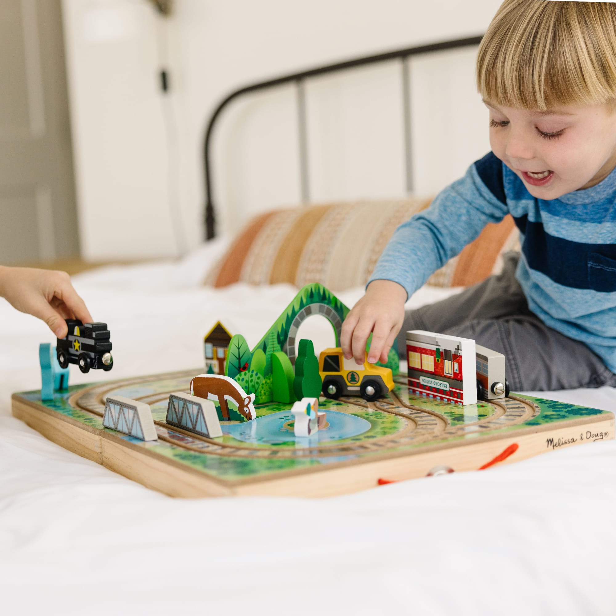 Melissa & Doug Take-Along Railroad - 30140