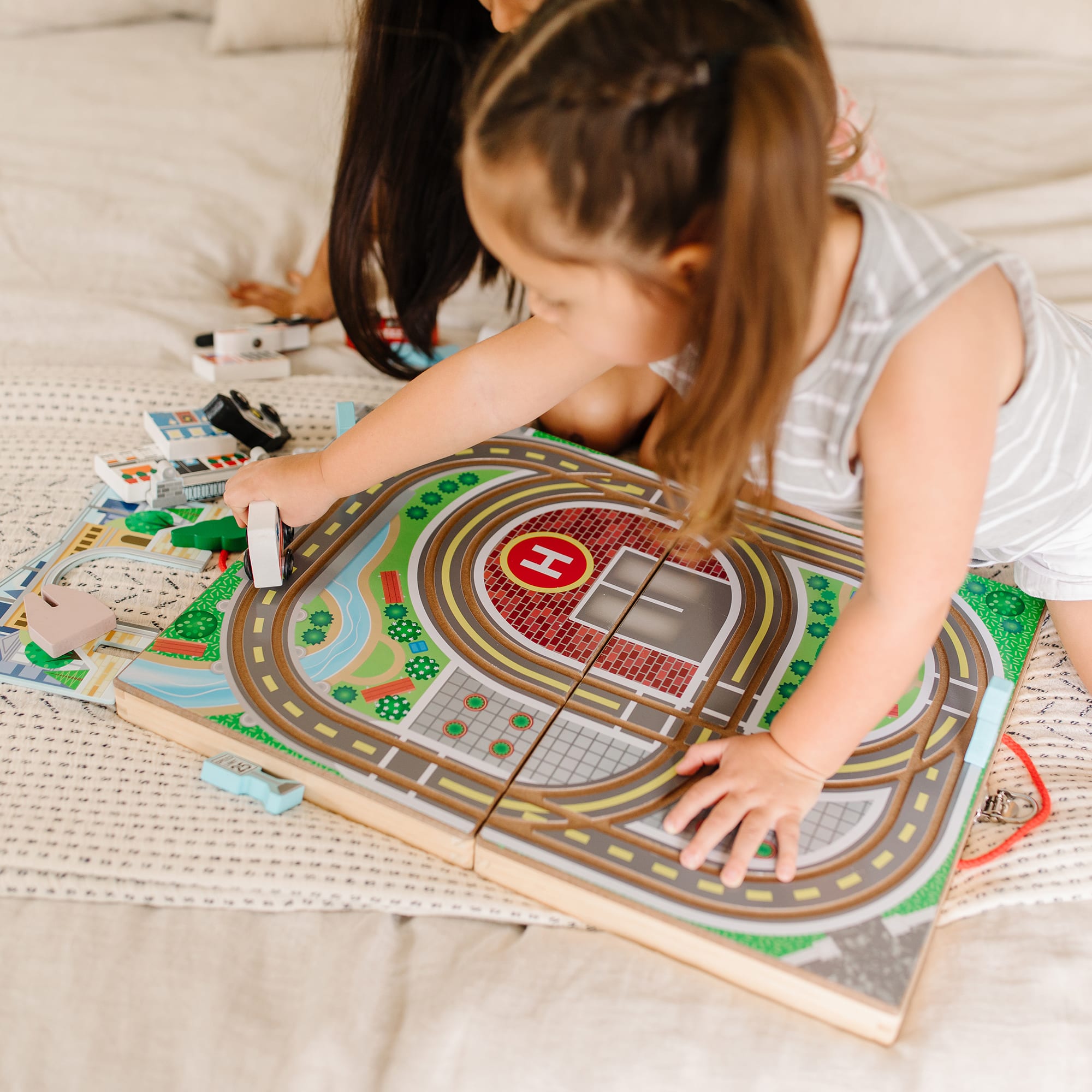 Melissa & Doug Take-Along Town - 30141