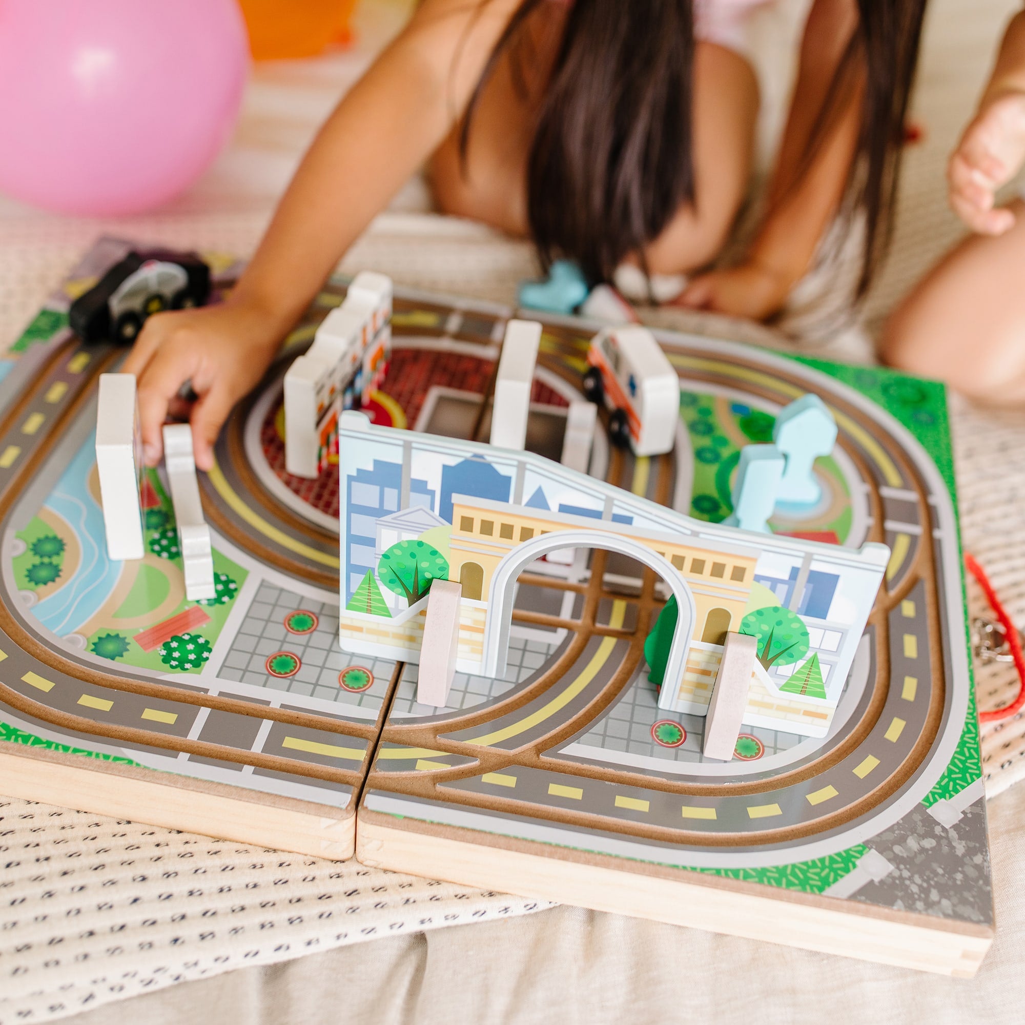 Melissa & Doug Take-Along Town - 30141