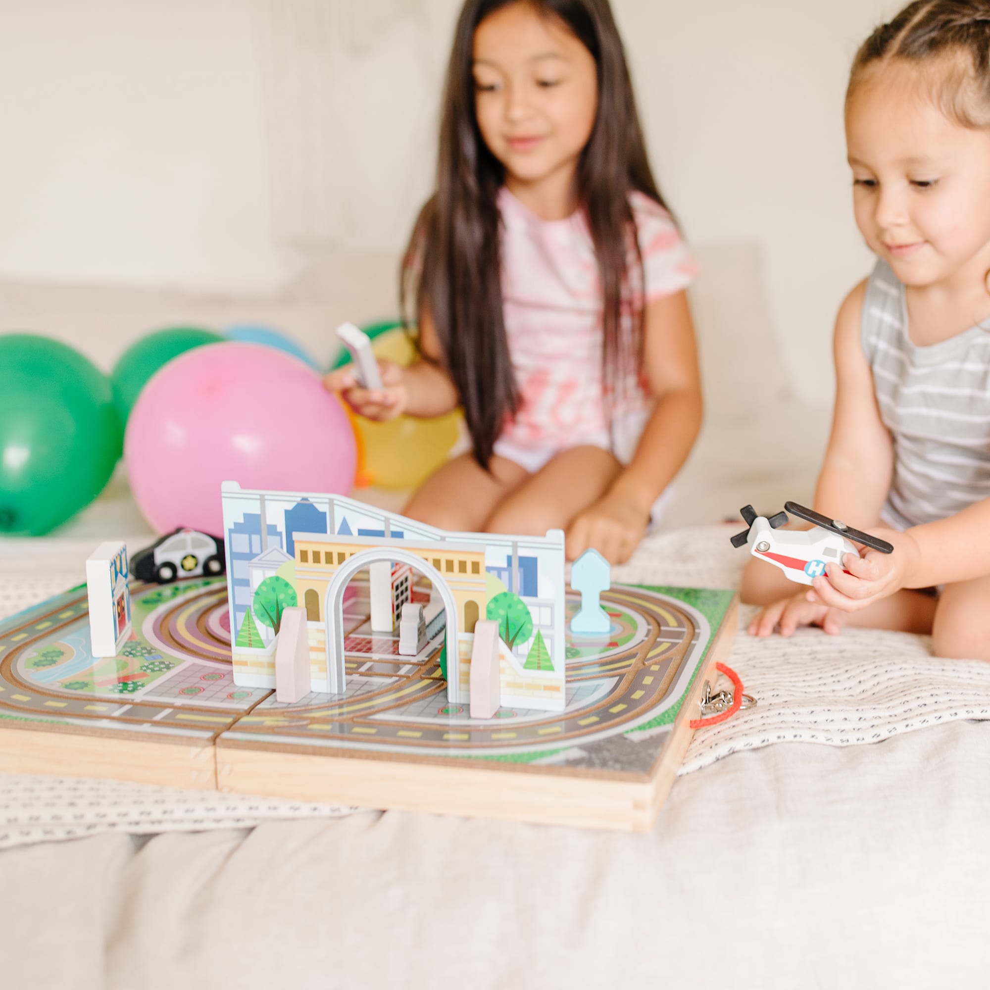Melissa & Doug Take-Along Town - 30141