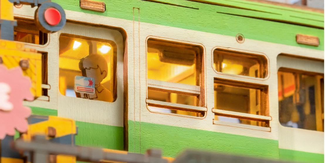 TGS02 Wooden Puzzle: Sakura Journey