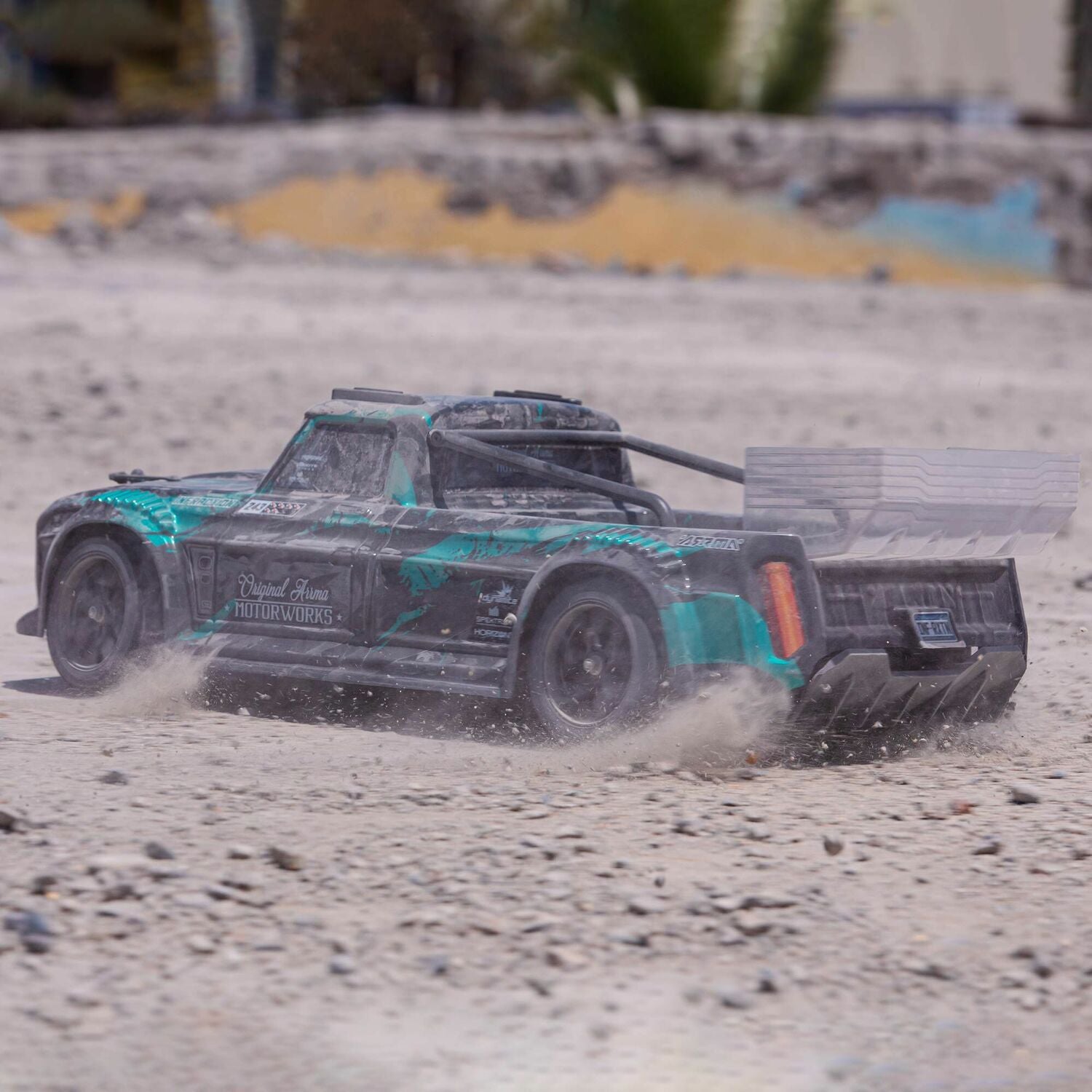 1/8 INFRACTION 4X4 3S BLX 4WD All-Road Street Bash Resto-Mod Truck RTR, Teal