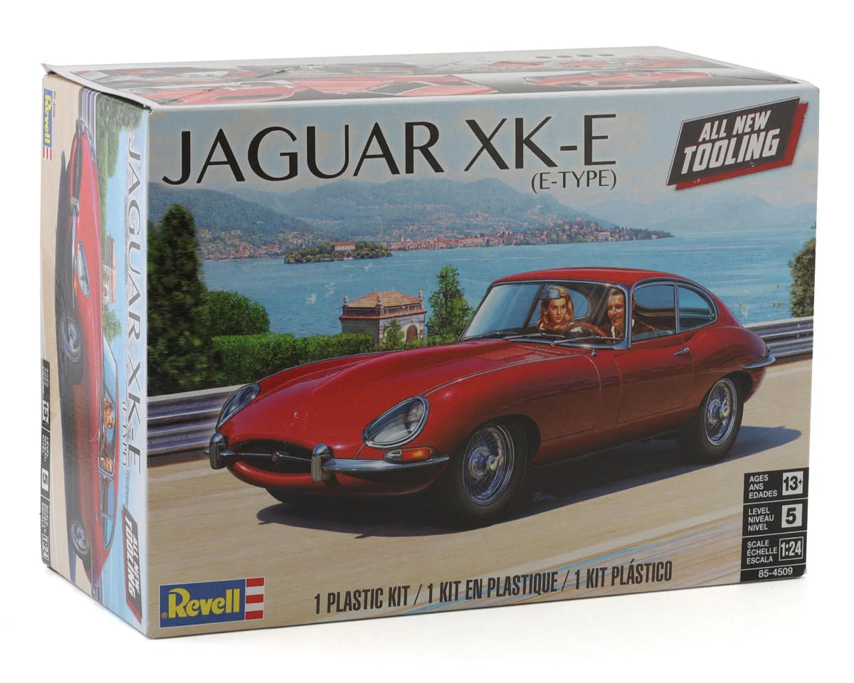 Revell 1/24 Jaguar E Type Coupe Plastic Model Kit