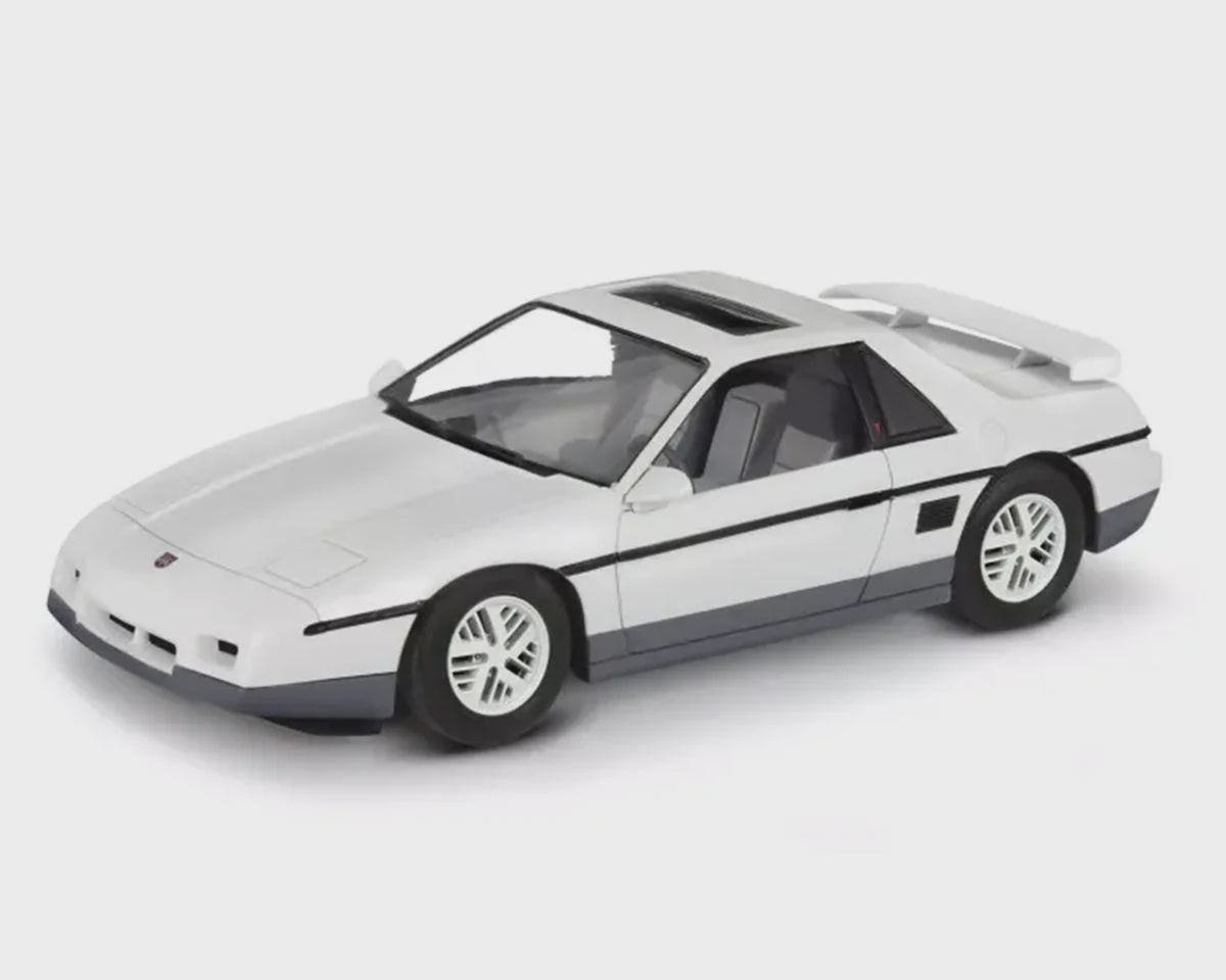 RMX14573 Revell 1/24 1985 Pontiac Fiero GT Plastic Model Kit
