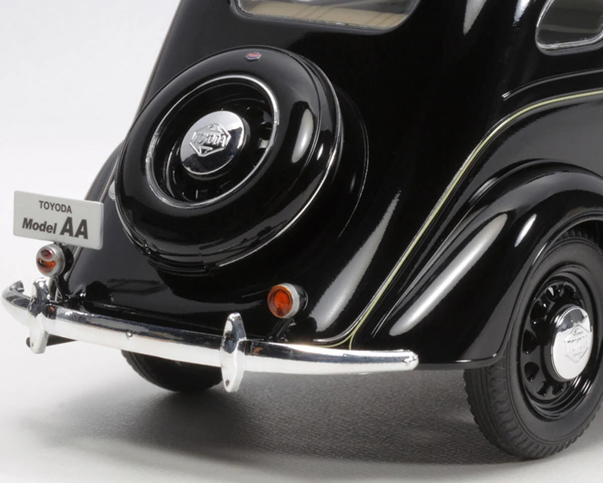 Tamiya 1/24 Toyota / Toyoda Model AA Passenger Car Model Kit